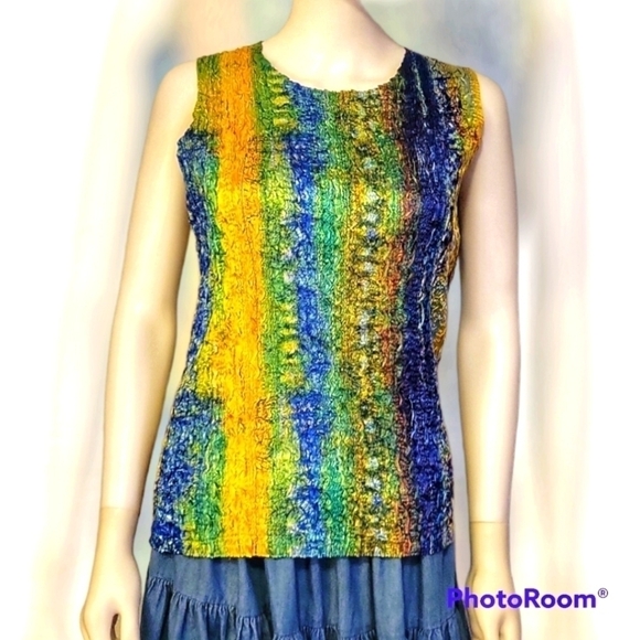 3/$30 Vtg PINGS IMPORTS Metallic Satin Rainbow Crinkle Sleeveless Blouse - Picture 1 of 6